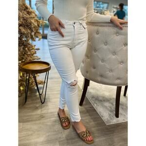 Provo Distressed White Denim